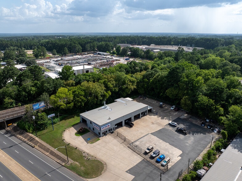 3045 W Loop 281, Longview, TX for sale - Building Photo - Image 3 of 9