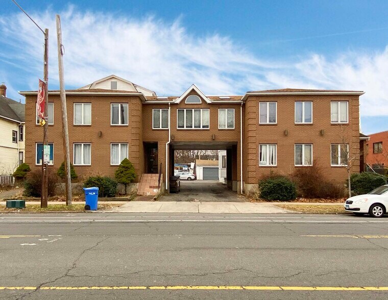 56 Franklin Ave