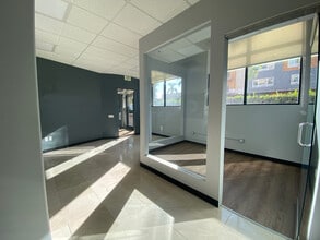 415 Laurel St, San Diego, CA for lease Interior Photo- Image 2 of 5