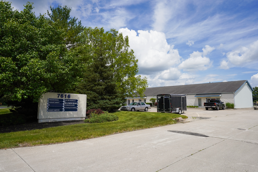 7616 DiSalle Blvd, Fort Wayne, IN for lease - Building Photo - Image 1 of 6