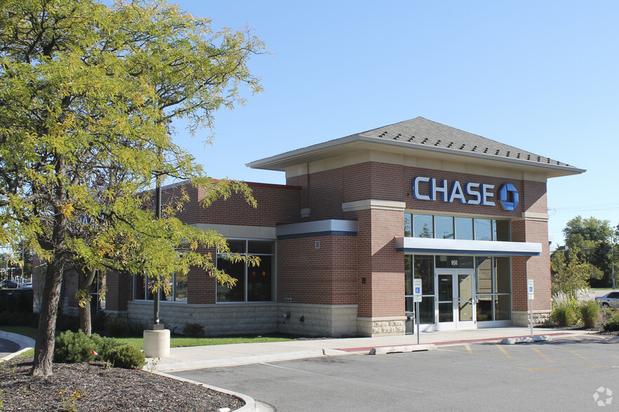 950 E Rand Rd, Mount Prospect, IL for sale - Primary Photo - Image 1 of 1