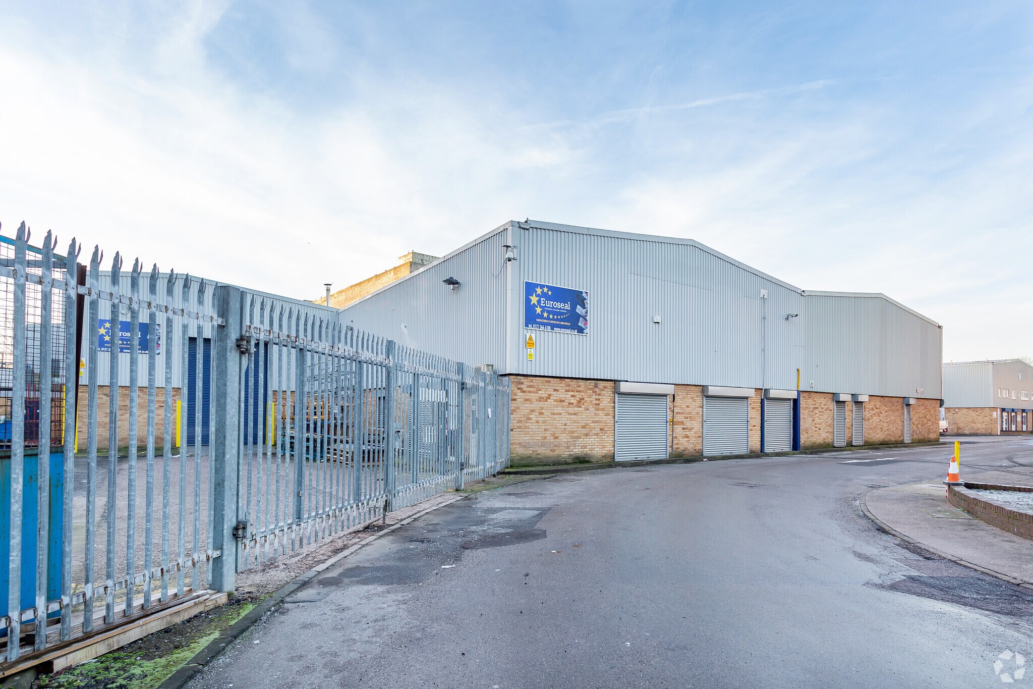 Aldridge Rd, Birmingham, B42 2TX