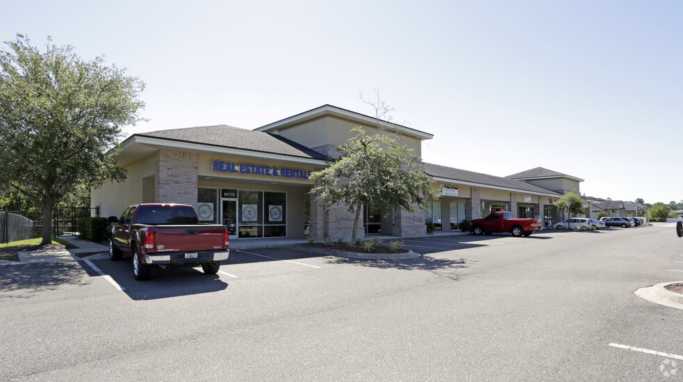 95742-95770 Amelia Concourse, Fernandina Beach, FL for sale - Primary Photo - Image 1 of 1