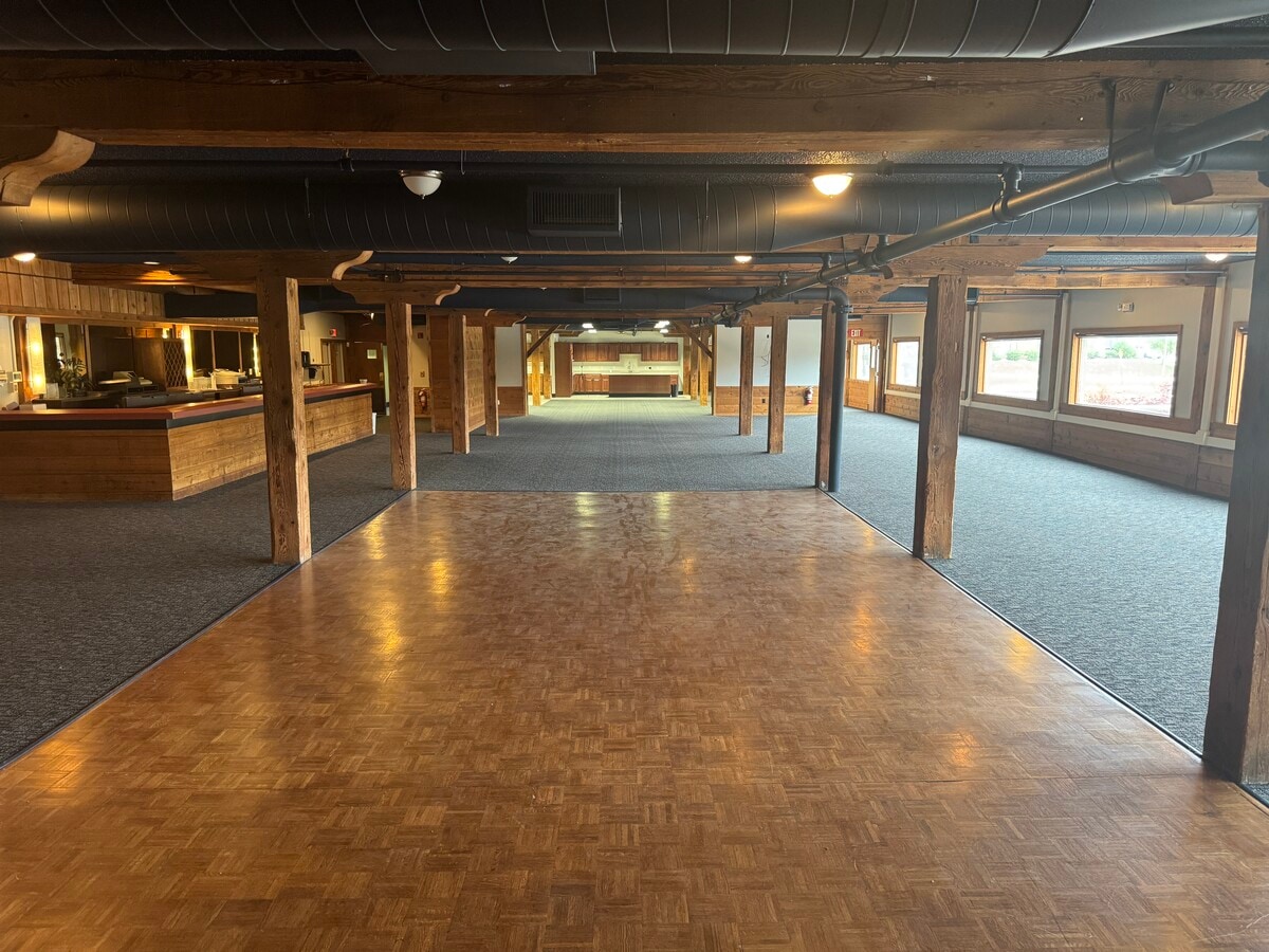 712 Riverfront Dr, Sheboygan, WI 53081 - Unit B -  - Interior Photo - Image 1 of 13