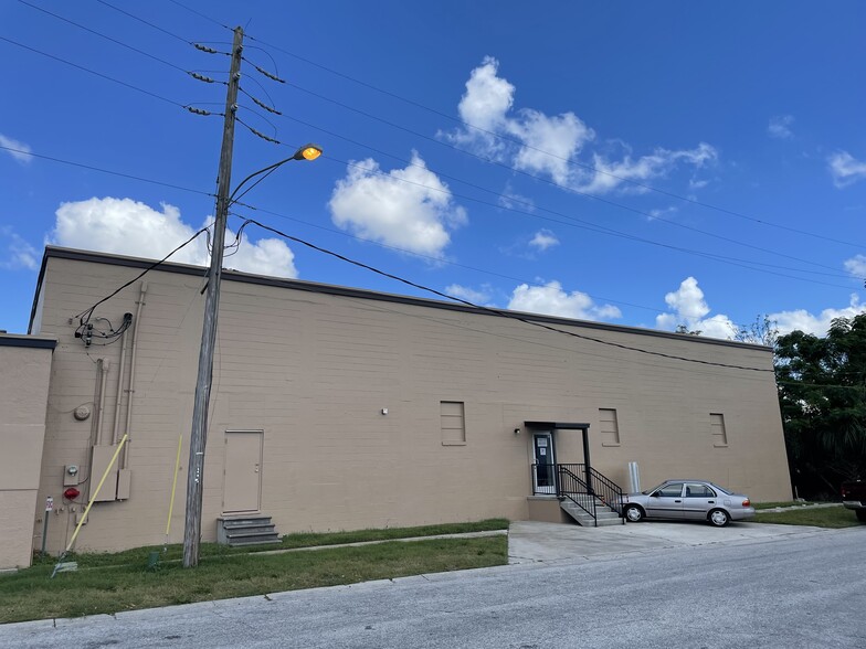 101 Suddath Dr, Orlando, FL for lease - Building Photo - Image 1 of 4