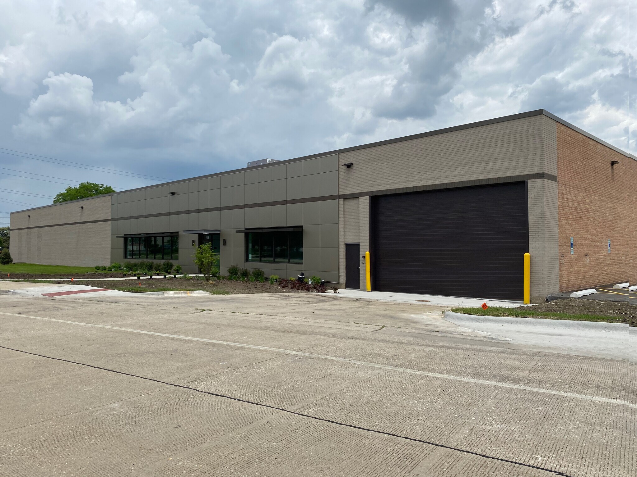 755 N Oaklawn Ave, Elmhurst, IL for sale Building Photo- Image 1 of 1