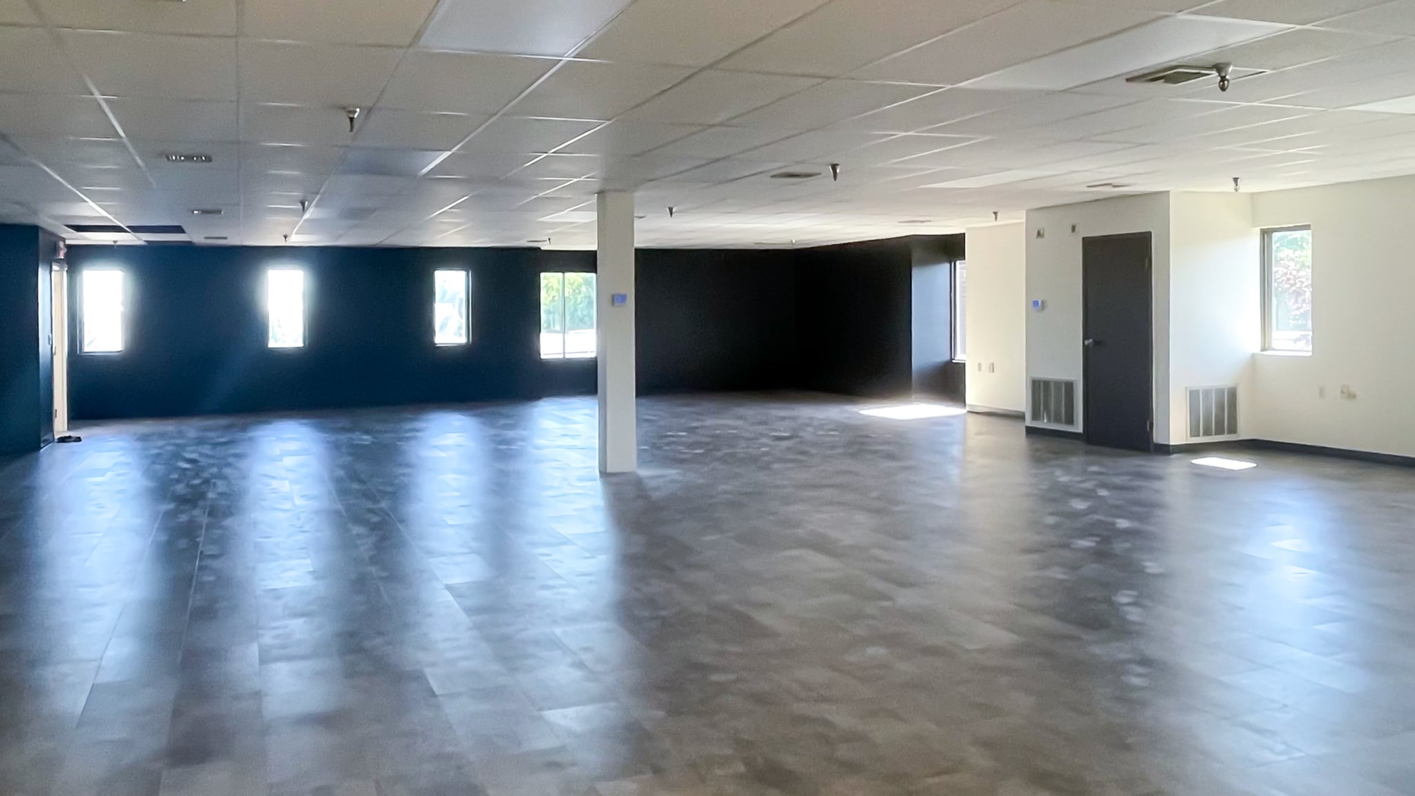 210 Pomeroy Ave, Meriden, CT for lease Interior Photo- Image 1 of 8