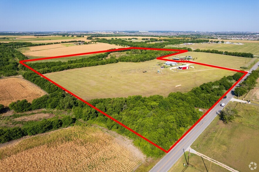 8201 Cele Rd, Manor, TX 78653