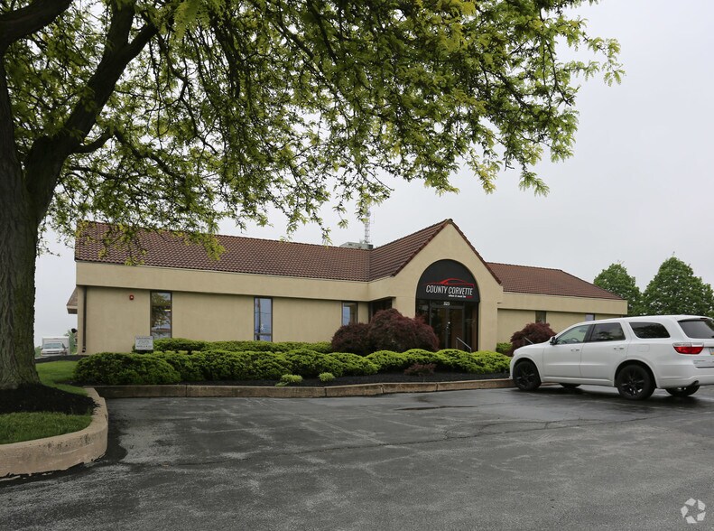 325 Westtown Rd, West Chester, PA for lease - Building Photo - Image 3 of 8