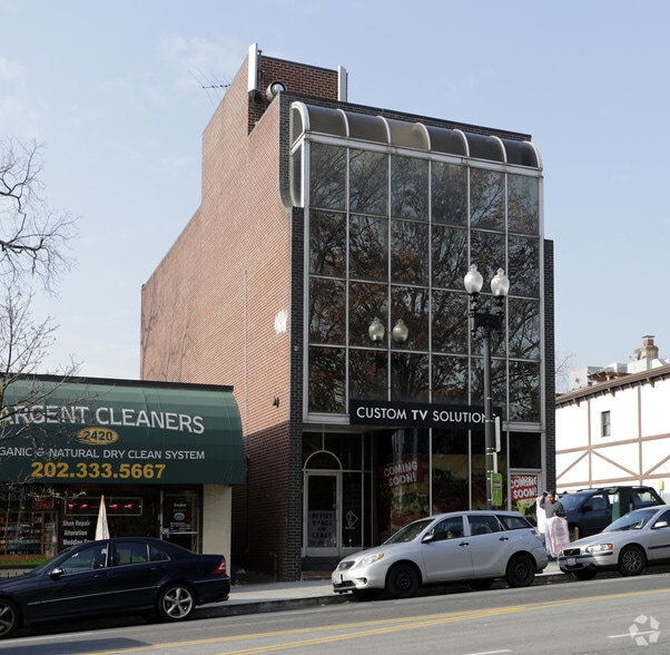 2428 Wisconsin Ave NW, Washington, DC for lease - Primary Photo - Image 1 of 4