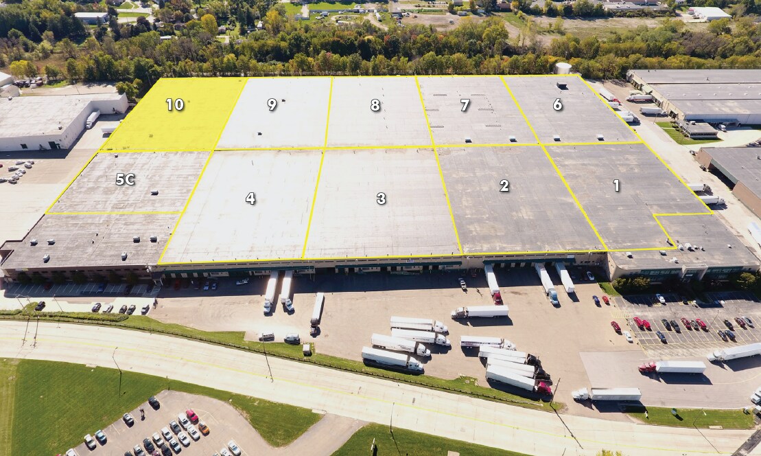 2850 Gilchrist Rd, Akron, OH 44305