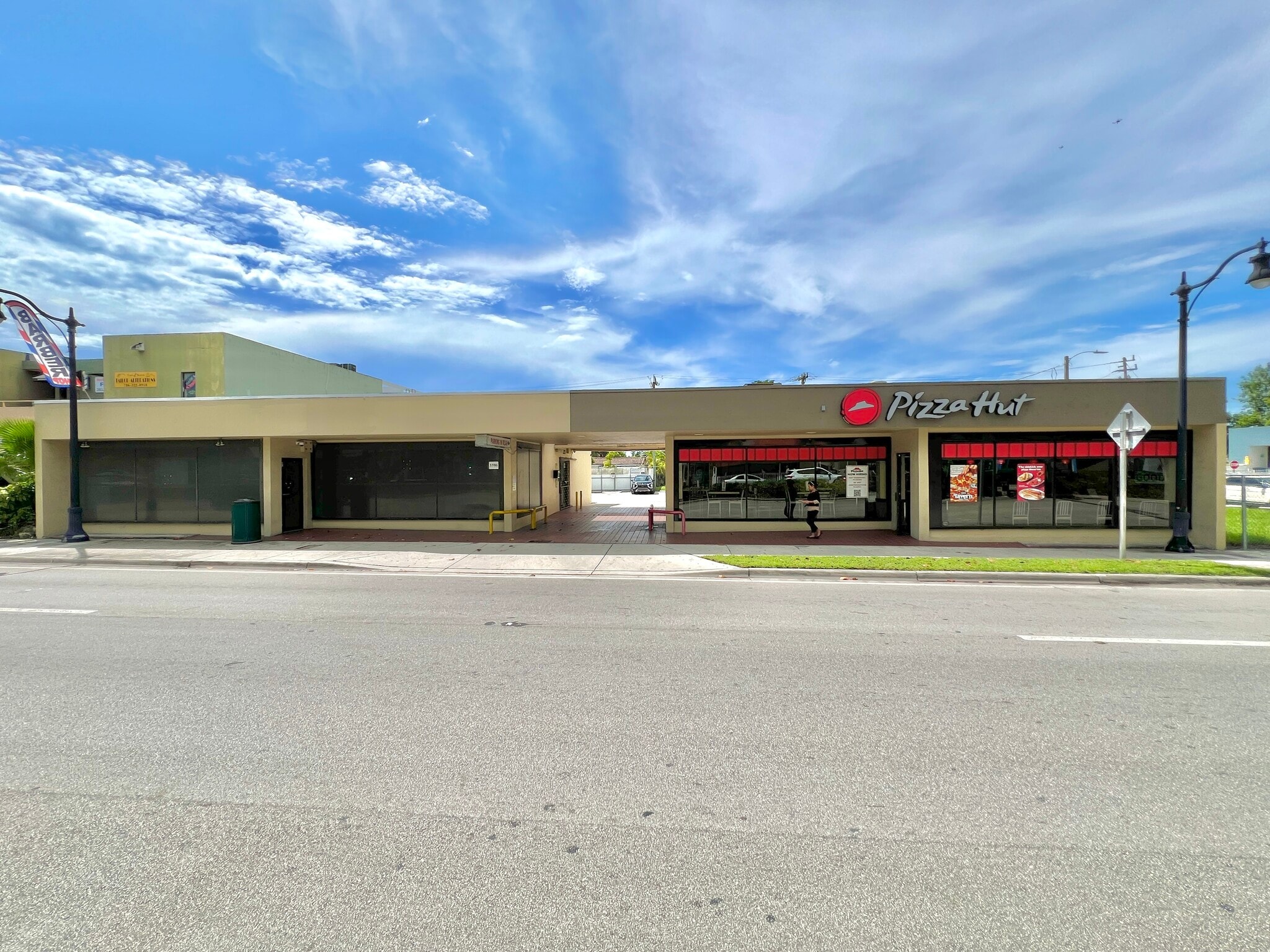 3390 SW 22nd St, Miami, FL for lease Building Photo- Image 1 of 11