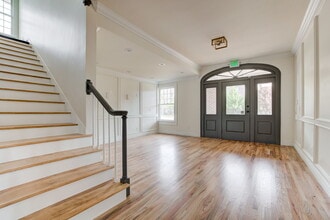 1319 N Classen Dr, Oklahoma City, OK for lease Lobby- Image 1 of 20