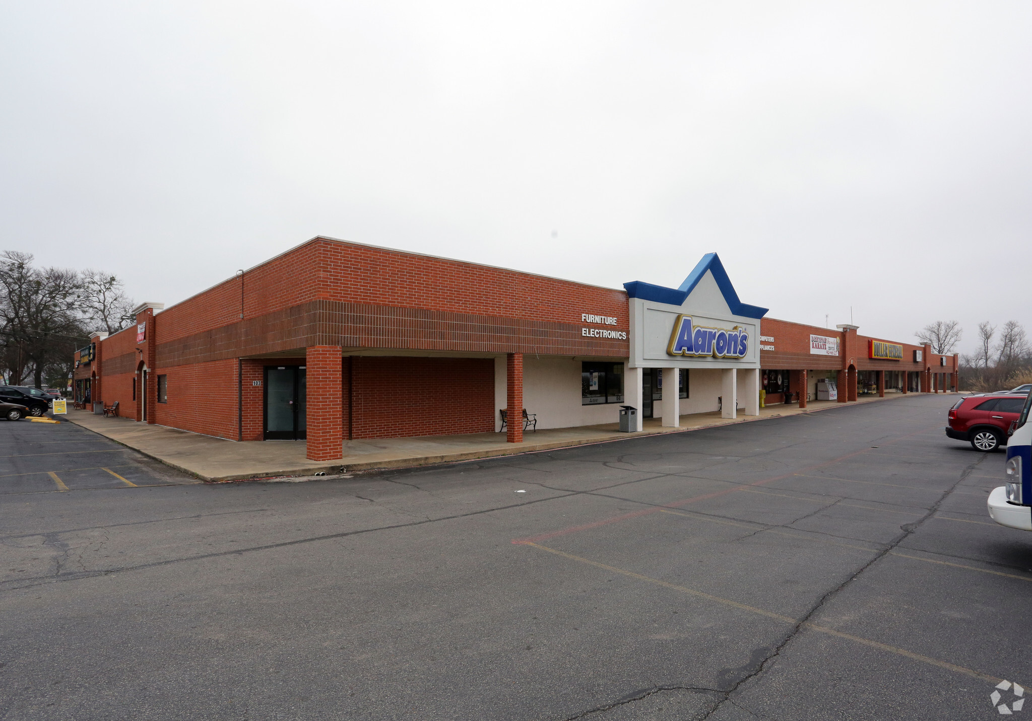 2300 W Morton St, Denison, TX for sale Primary Photo- Image 1 of 1