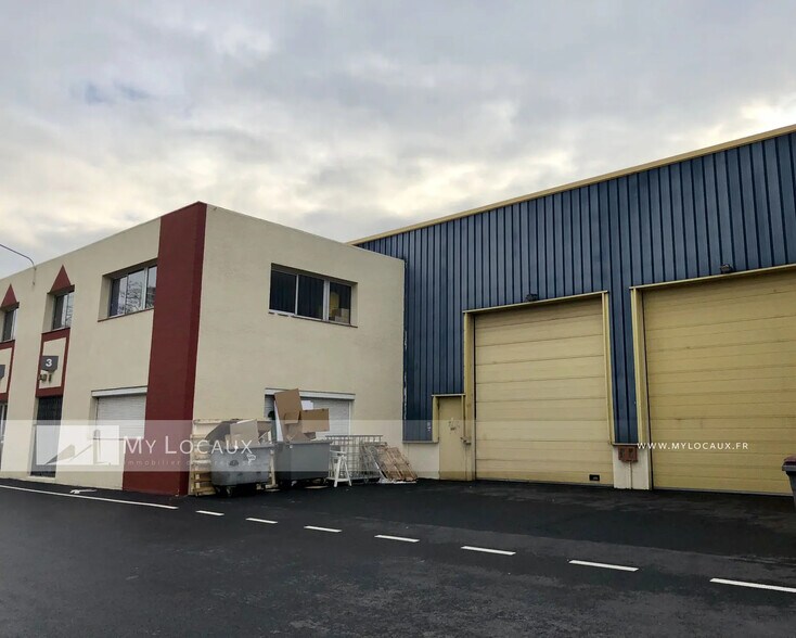 Industrial in Bezons for lease - Building Photo - Image 1 of 4