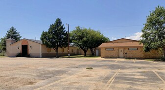 2202 Upland Ave, Lubbock TX - Parking Garage