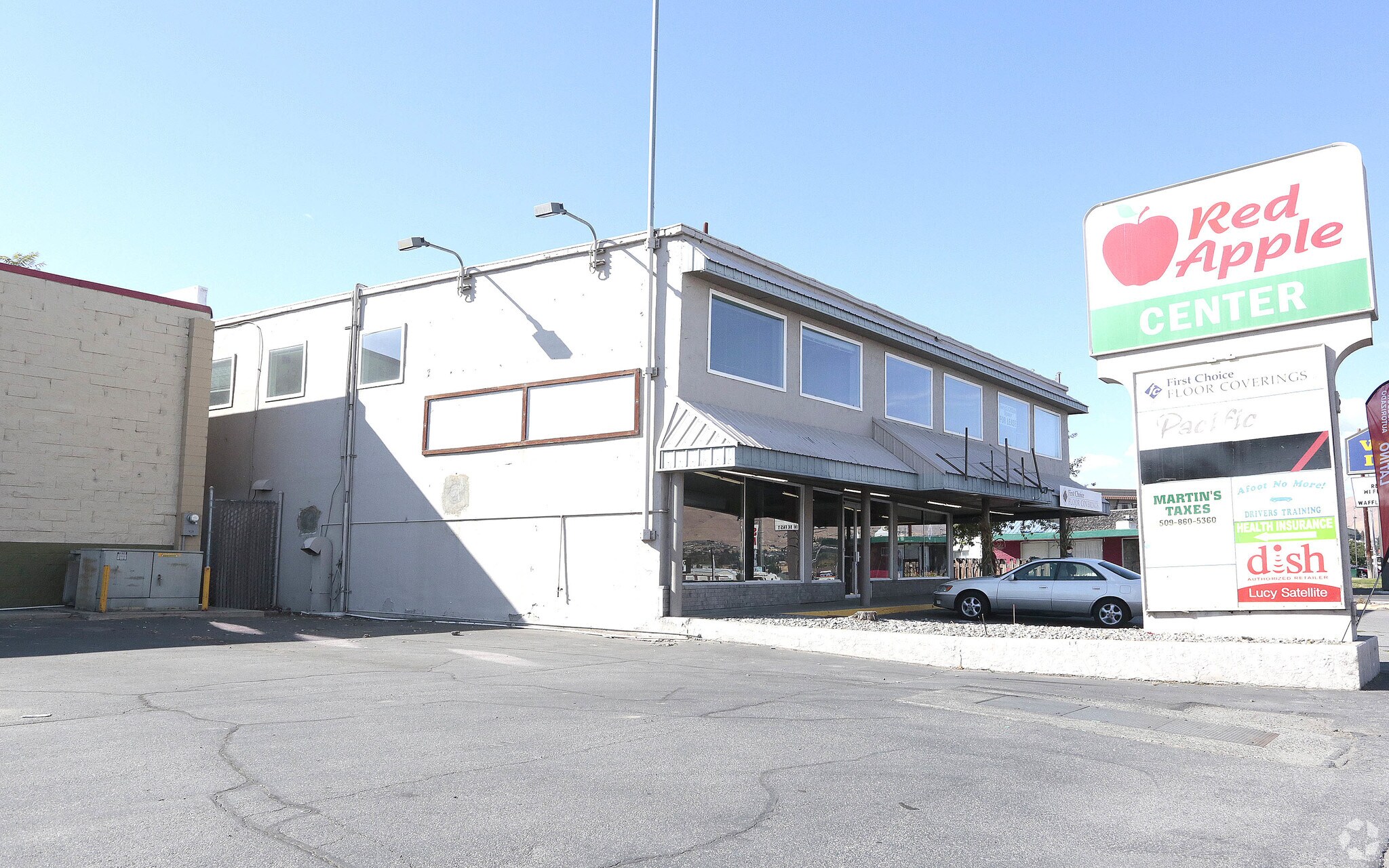 1630 N Wenatchee Ave, Wenatchee, WA for sale Primary Photo- Image 1 of 1