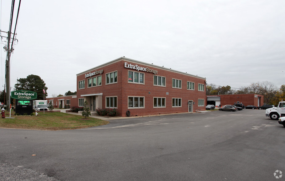 2220 Capital Blvd, Raleigh, NC for lease - Primary Photo - Image 1 of 3