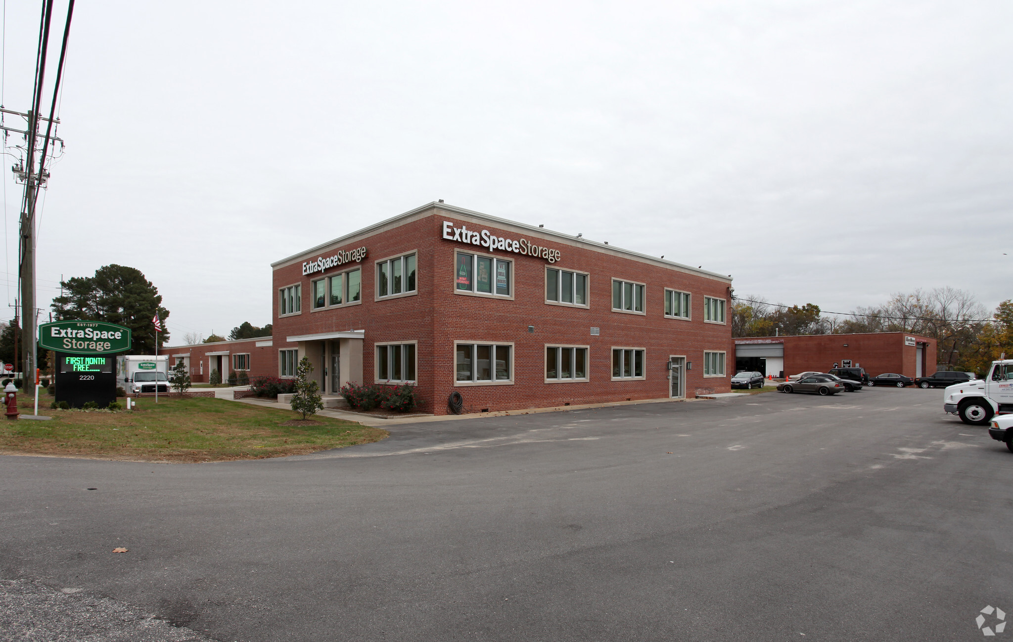 2220 Capital Blvd, Raleigh, NC for lease Primary Photo- Image 1 of 4