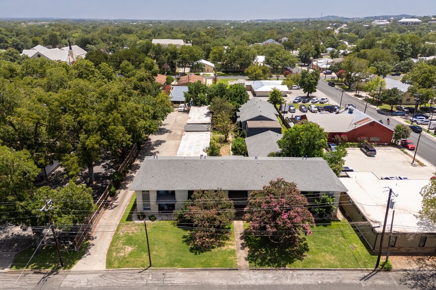 311 E San Antonio Ave, Boerne, TX for sale - Building Photo - Image 3 of 13