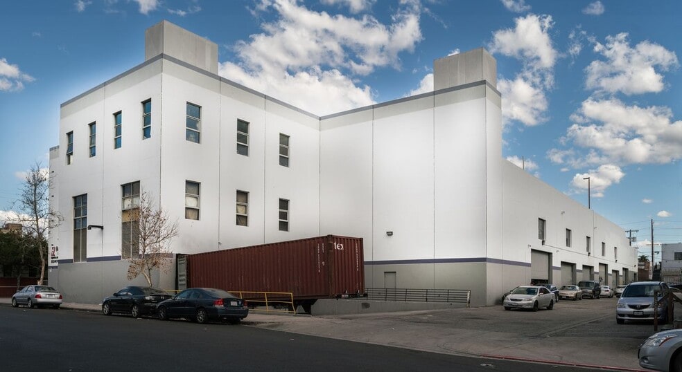 1920 Violet St, Los Angeles, CA for lease - Building Photo - Image 2 of 3