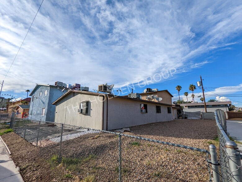 488 Albert Ave, Las Vegas, NV for sale - Building Photo - Image 1 of 1