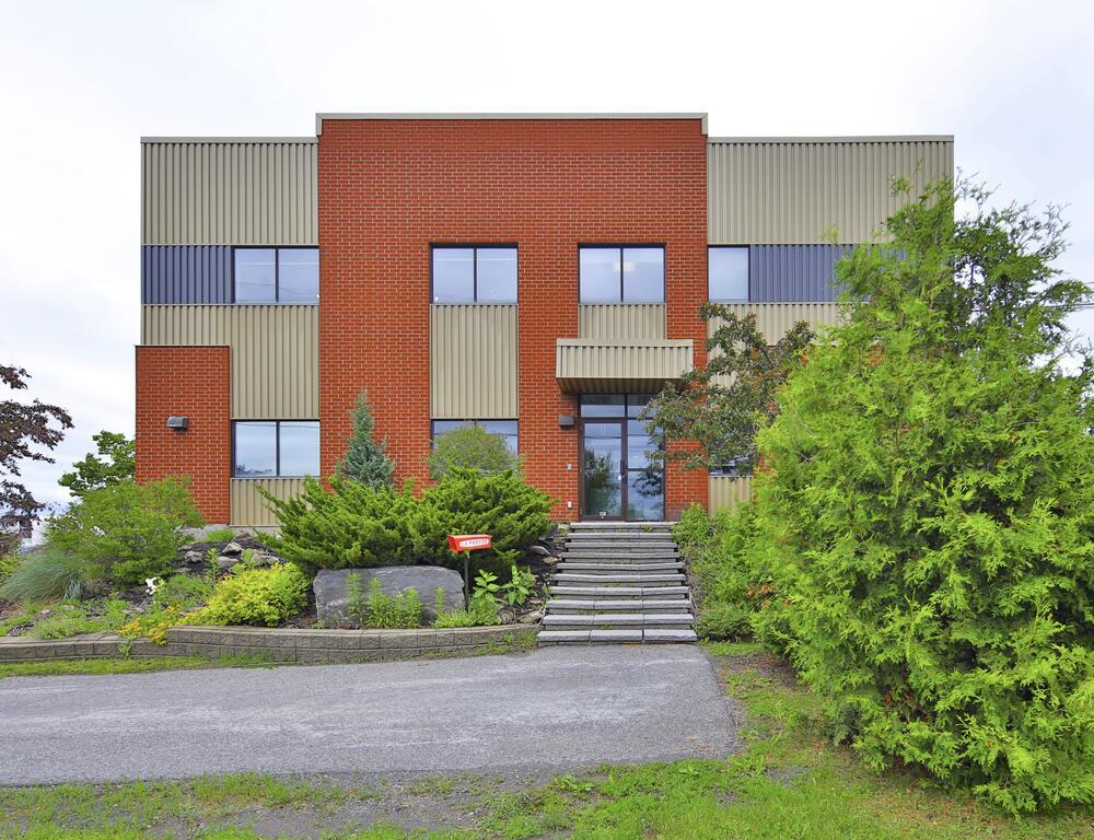 7 Rang Saint-Régis S, Saint-isidore-de-laprairie, QC for lease Primary Photo- Image 1 of 3