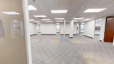 1721 Moon Lake Blvd, Hoffman Estates, IL for lease Interior Photo- Image 1 of 10