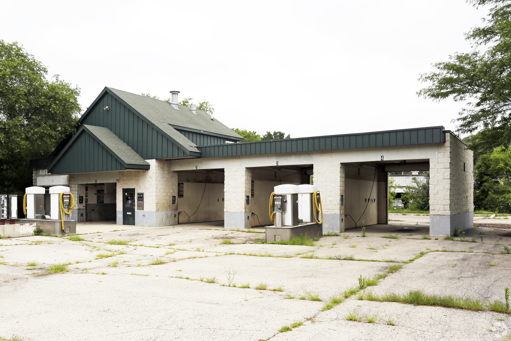 928 E Chicago St, Elgin, IL for sale Primary Photo- Image 1 of 1