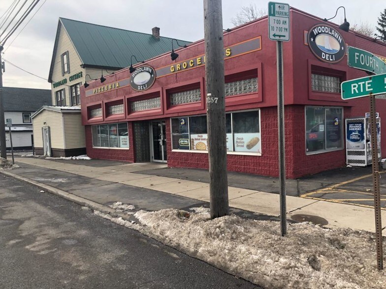 3306 Lake Shore Rd, Buffalo, NY for sale - Primary Photo - Image 1 of 1