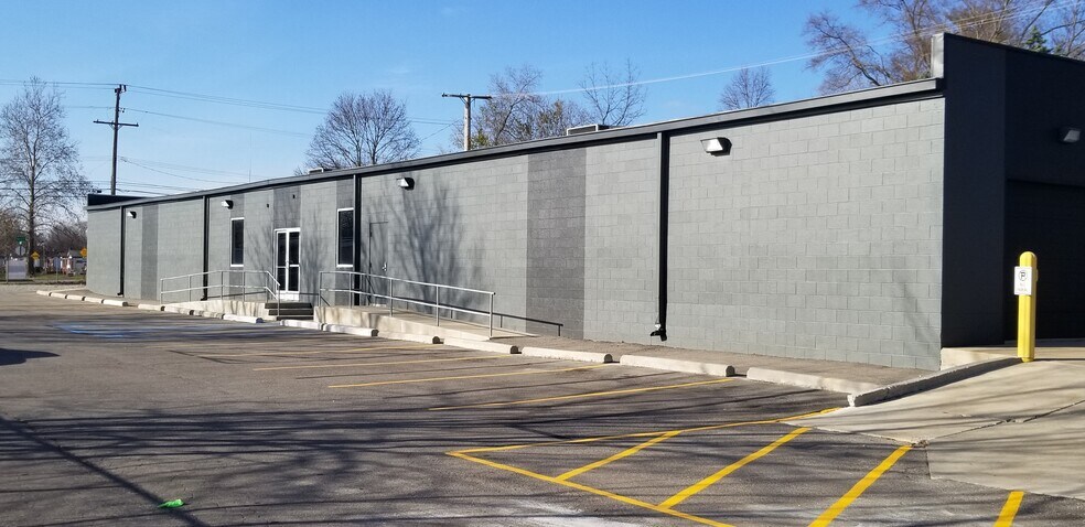 265 S Harris Rd, Ypsilanti, MI for sale - Building Photo - Image 2 of 15