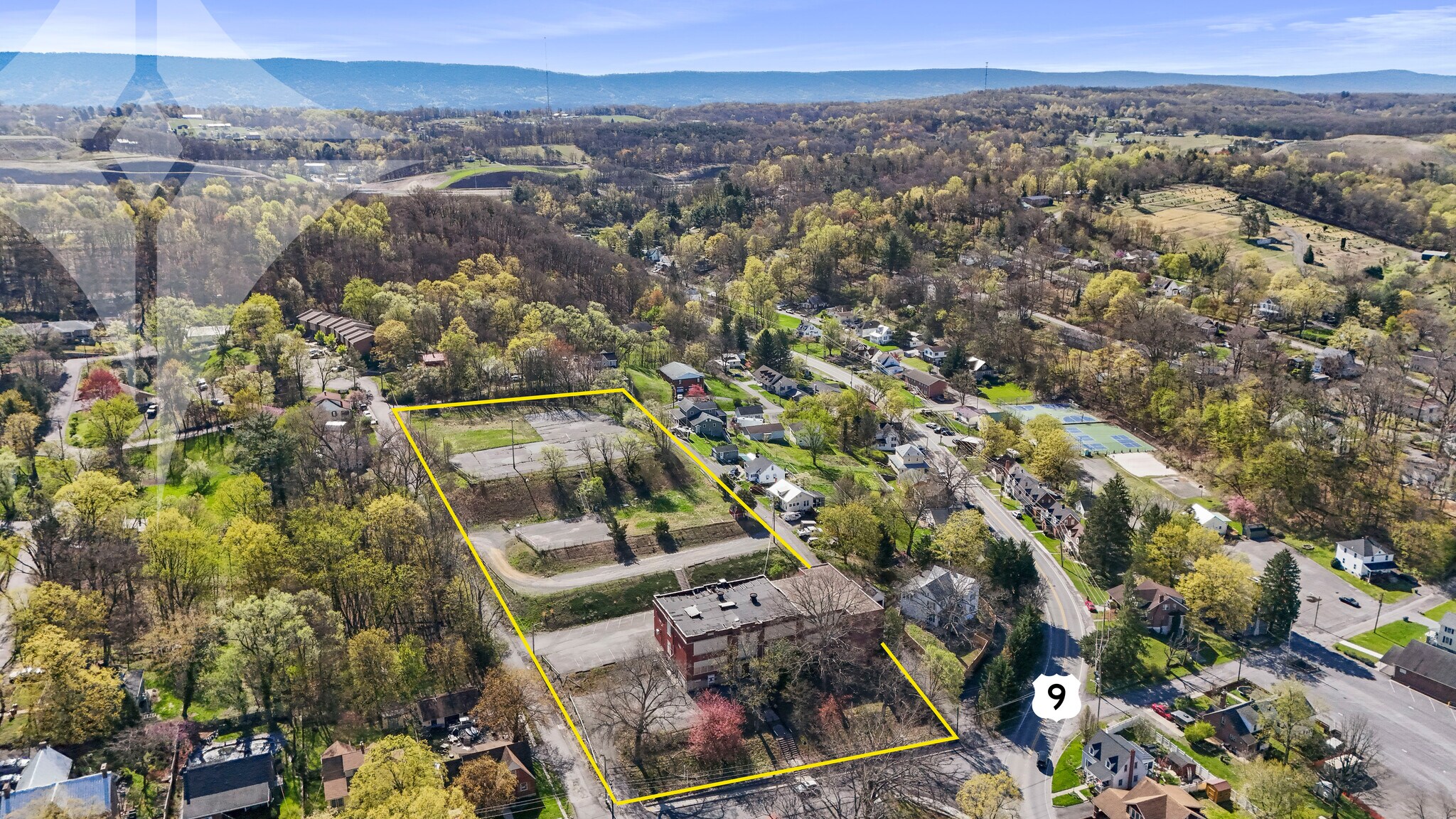 187 S Green St, Berkeley Springs, WV for sale Aerial- Image 1 of 8