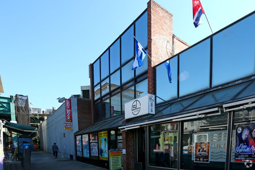 40-11 Warren St, Flushing, NY for sale - Primary Photo - Image 1 of 1