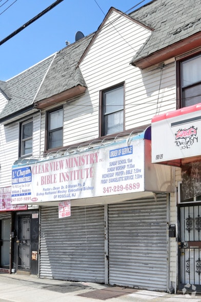 190-27 Jamaica Ave, Jamaica, NY for sale - Building Photo - Image 2 of 2