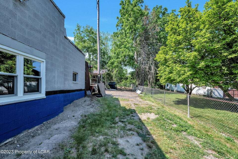 595 Blackman St, Wilkes Barre, PA 18702