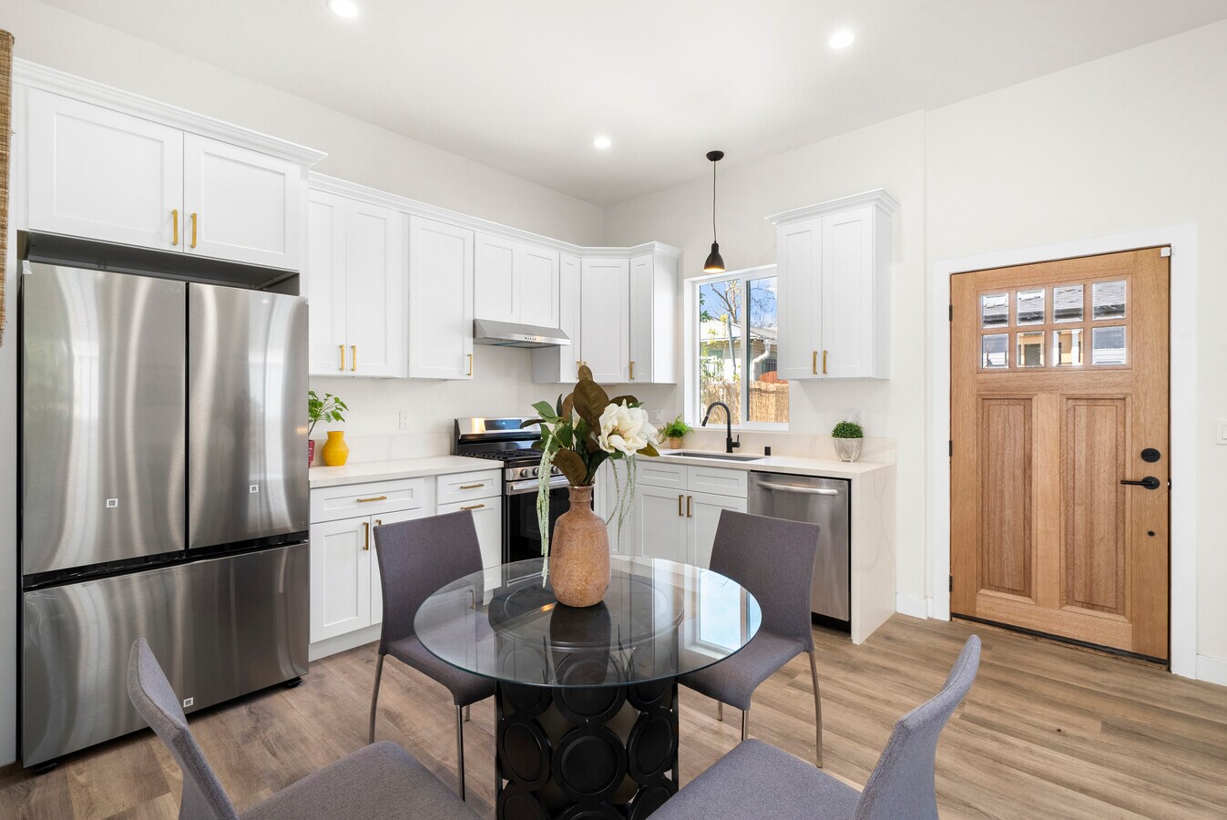 2942 Virginia Rd, Los Angeles, CA 90016