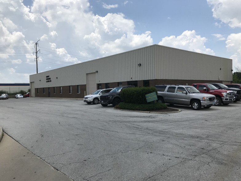 425 Industrial Dr, Naperville, IL for sale - Building Photo - Image 1 of 1