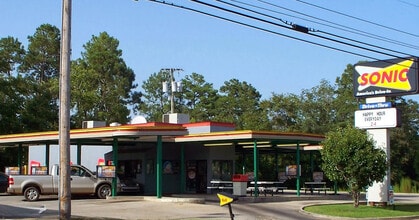 807 1st Ave SE, Moultrie, GA for lease Building Photo- Image 1 of 1