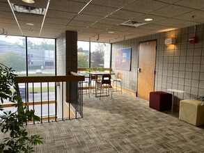 1 S Corporate Dr, Riverdale, NJ for lease Interior Photo- Image 2 of 2