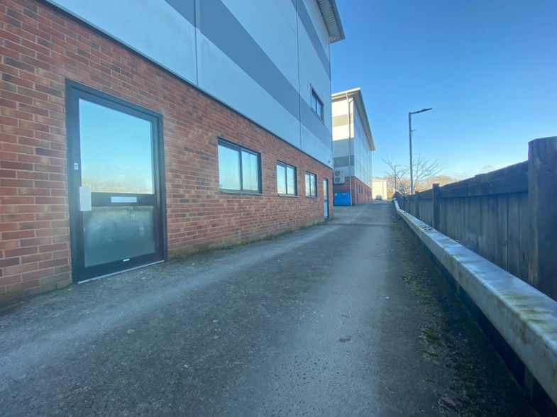 40-46b Estover Close, Plymouth for lease - Building Photo - Image 3 of 4