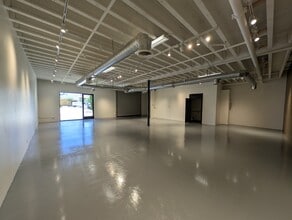 41801 Corporate Way, Palm Desert, CA for lease Building Photo- Image 2 of 3