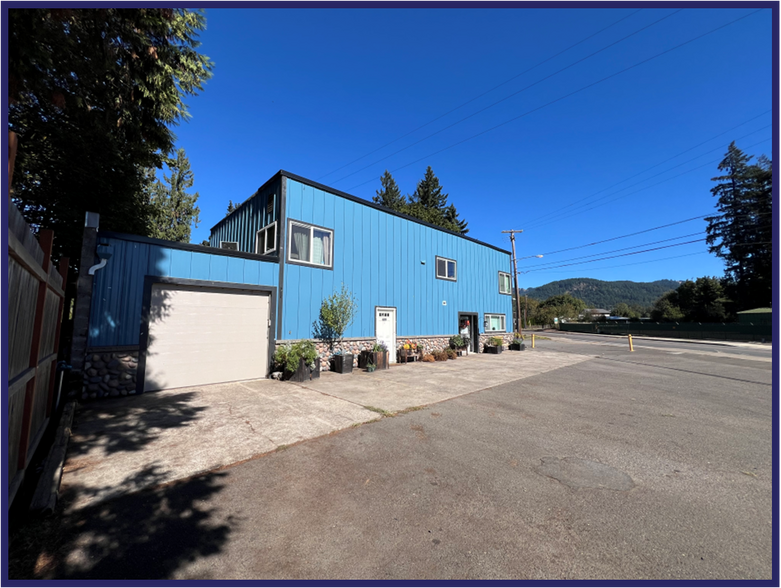 3800 N Coburg Rd, Eugene, OR for sale - Building Photo - Image 3 of 5