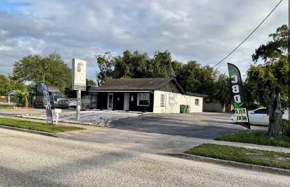 108 Martin Luther King Ave E