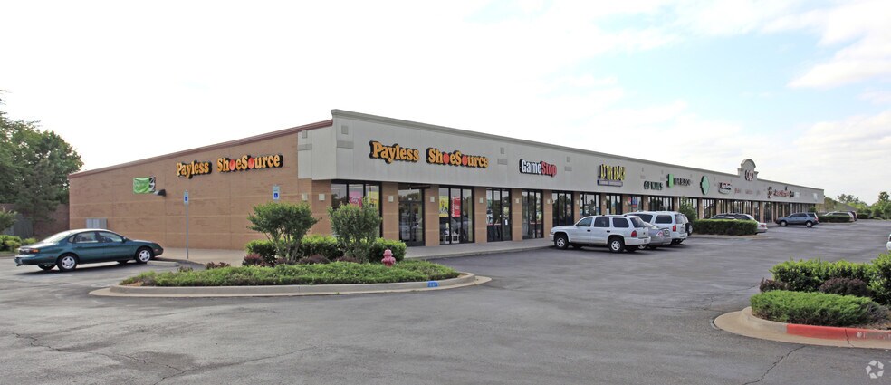 payless danforth
