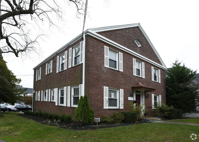 464 Broadway, Long Branch, NJ for lease - Primary Photo - Image 1 of 7