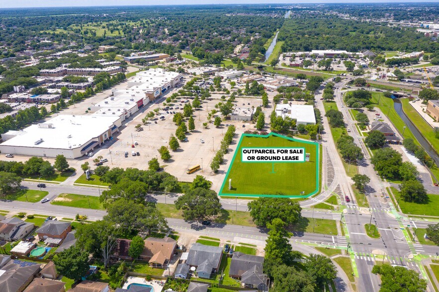 1003000 Holiday Dr, New Orleans, LA for sale - Building Photo - Image 3 of 3