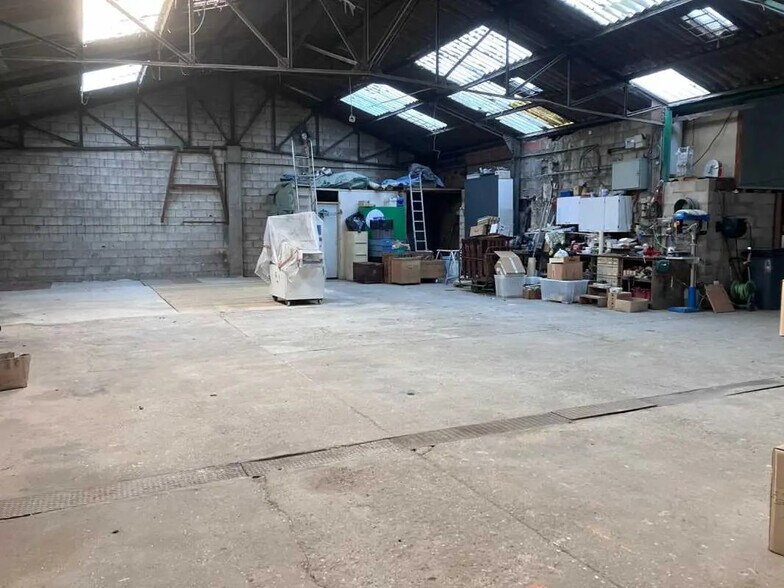 184 Rue Colbert, Colombes for lease - Building Photo - Image 2 of 39