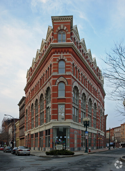 5 1st St, Troy, NY for lease - Primary Photo - Image 1 of 19