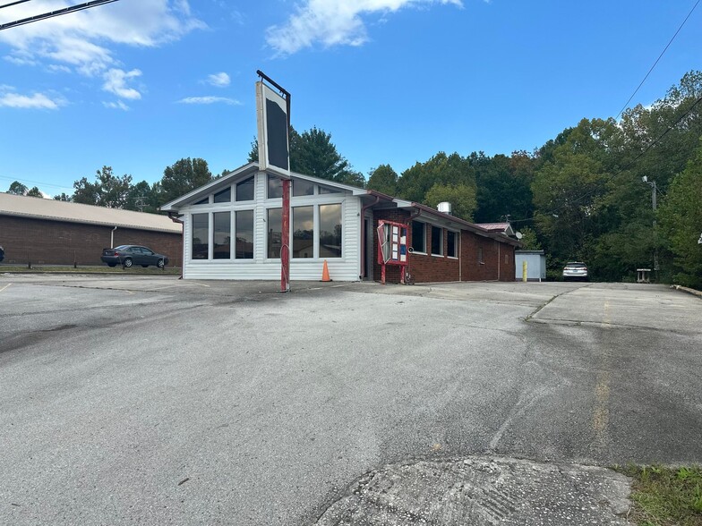 740 US-27, Whitley City, KY for sale - Building Photo - Image 3 of 6