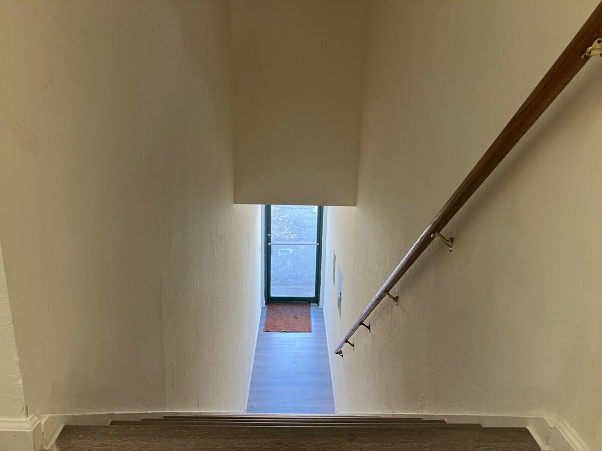 View Photo